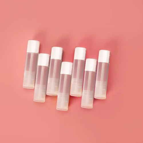 Vista 4 de Tubos vacíos para bálsamo de labios de 3/16 onzas (5,5 ml), paquete de 12; color natural (translúcido)
