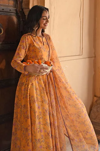 Vista 5 de Janasya Kurta de mujer india con estampado floral de Georgette amarillo con palazzo acampanado y dupatta