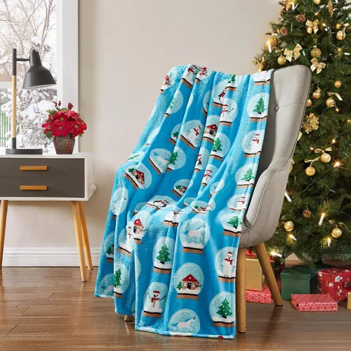 Vista 7 de Manta de Forro Polar para las Fiestas Navideñas: Corona Tradicional de Decoración del Hogar con Saludos Cheers Merry Peace Joy sobre Fondo Beige