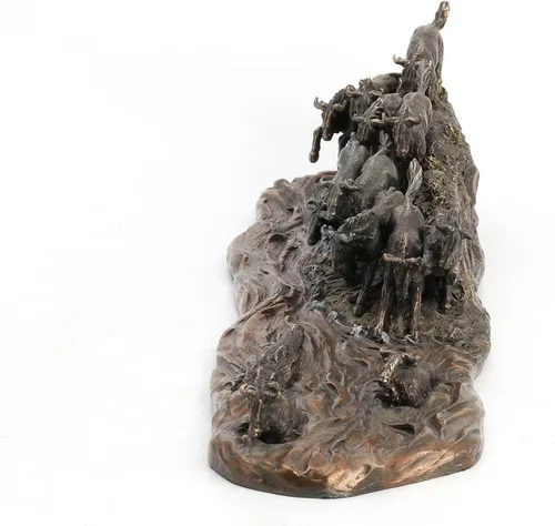 Vista 9 de Veronese Design Estatua de resina de gran migración de 17 pulgadas con acabado de bronce