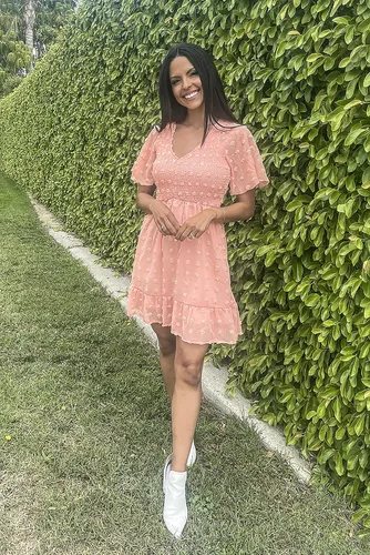 Vista 2 de BTFBM - Vestido casual de manga corta con cuello en V para mujer, con lunares suizos, dobladillo con volantes, vestidos cortos de playa