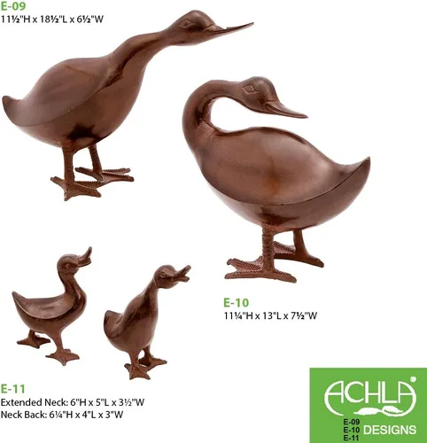 Vista 3 de Achla Designs Adiós pato, estatua de animales de jardín