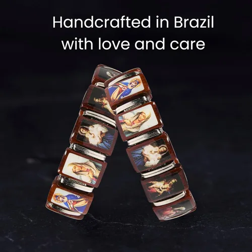 Vista 7 de Catholica Shop Madonna Images - Pulsera devocional elástica de madera. Ropa católica para mujer. Hecho en Brasil