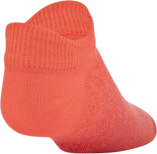 Vista 95 de Under Armour Calcetines ligeros invisibles Essential 2.0 para niños (paquete de 6)
