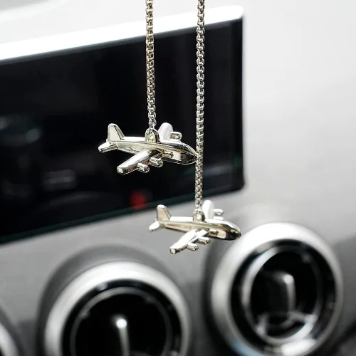 Vista 4 de Espejos retrovisores creativos para automóvil, accesorios interiores, ornamento de avión, decoración de coche