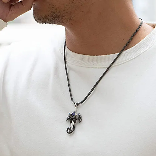Vista 4 de Collar de dragón vintage con piedras natales personalizadas en espada, regalo de joyería de aniversario para él y hombres, colgante punk