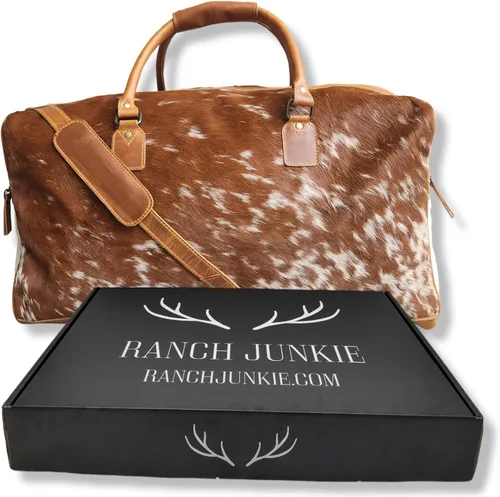 Vista 5 de Ranch Junkie Highlands Large Genuine Cowhide Weekender Cowhide Duffel