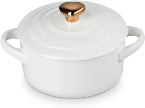 Vista 8 de Le Creuset Gres Mini redondo Cocotte, 8oz., Cerise con perilla de corazón dorado