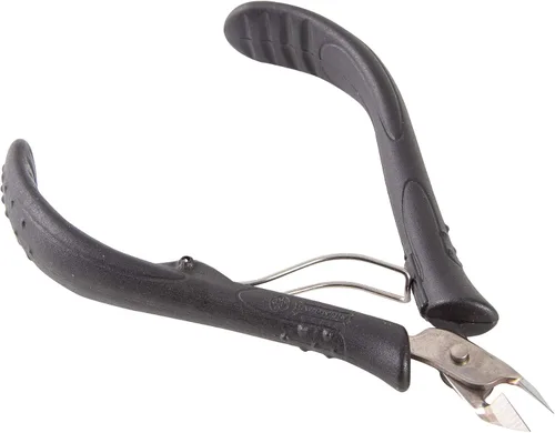 Vista 4 de Mundial 171-PR - Pinza cutícula con punta de acero inoxidable con asas ergonómicas negras