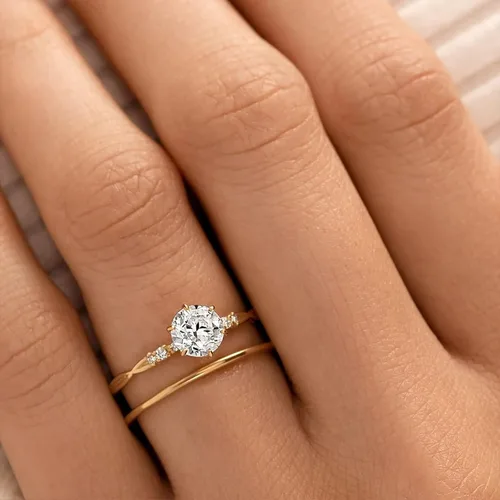 Vista 2 de Anillo de novia, divertido anillo de compromiso de oro amarillo de 9K14K delicado con moissanita redonda