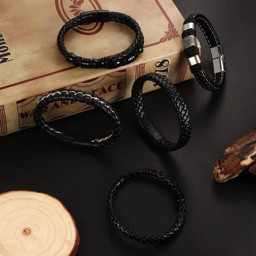Vista 3 de THUNARAZ Black Leather Bracelets for Men Women 5Pcs Mens Bracelet Stainless Steel Wristband Cuff Braided Leather Bracelets Set 8-9 inches
