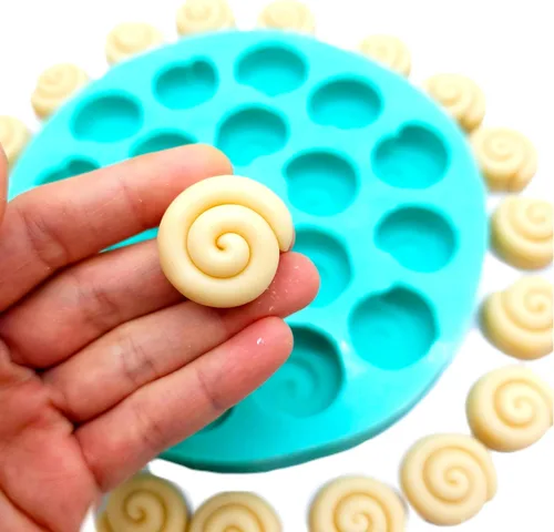 Vista 10 de Molde de rollo de canela - 1 pulgada de diámetro - Mini rollos de canela 4 cavidades Moldes de cera para derretir molde de bollo de canela Moldes