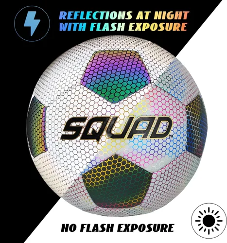 Vista 2 de SQUAD Balón de fútbol holográfico reflectante tamaño 5 – Pelota reflectante brillante para juegos nocturnos y entrenamiento – Cuero sintético