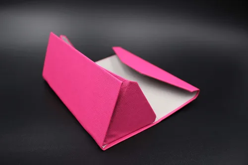Vista 181 de Real Sic Funda para lentes de sol para hombres y mujeres, soporte magnético plegable para lentes de sol, inspirado en el color sólido