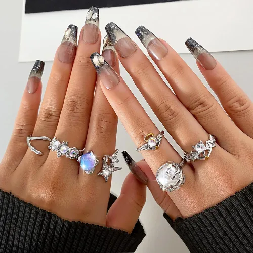 Vista 5 de KISS WIFE Cute Rings Set Multi-style available Y2K Preppy Aesthetic Ring Sets for Teen Girls Women, Colorful Trendy Jewelry Gold Stackable Joint