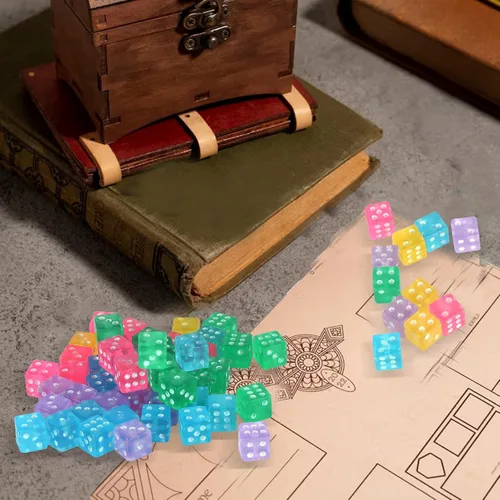 Vista 5 de Juego de 100 dados pequeños de 0.197 in con 1 bolsa de terciopelo, juego de dados de 6 caras para fiestas nocturnas de casino y aprendizaje temprano
