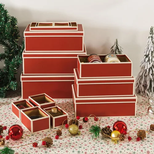 Vista 5 de Soul & Lane Cajas de Navidad con tapas, juego de 10, cajas de regalo rojas festivas para regalos, almacenamiento decorativo de cartón