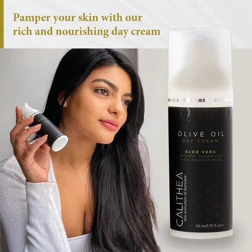 Vista 2 de Calithea Crema hidratante facial para una piel sana, brillante y equilibrada con aloe vera, tuna y aceite de oliva