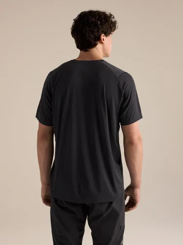 Vista 3 de Arc'teryx Cormac - Camisa de cuello redondo para hombre, transpirable, de Negro
