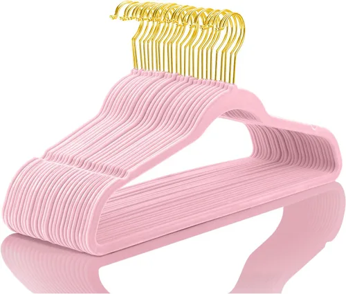 Vista 23 de MIZGI Paquete de 30 perchas de terciopelo de alta calidad, resistentes, antideslizantes, delgadas, perchas de terciopelo negro, ganchos dorados