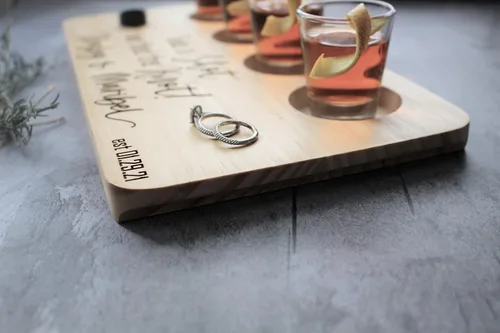 Vista 3 de Tabla de vuelo de madera personalizada para cortar, charcutería, compromiso, boda, despedida de soltera, cumpleaños, inauguración de la casa