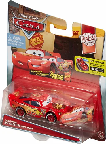 Vista 2 de Disney Cars Lightning McQueen con letrero de vehículo fundido a presión