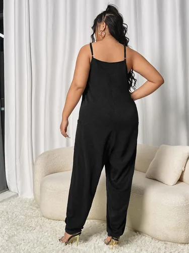 Vista 2 de OYOANGLE Mono casual sin mangas con tirantes y bolsillos para mujer, talla grande