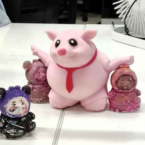 Vista 3 de Juguetes esponjosos de cerdo rosa – Juguete blando de cerdo rosa para niños y adultos, juguetes novedosos para apretar, divertido juguete sensorial