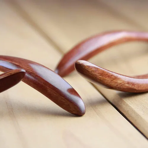 Vista 4 de IQCWOOD Cuchara de madera coreana, 6 cucharas de madera, 7 pulgadas, hechas a mano, cucharas de madera asiática natural para sopa, café, ensalada