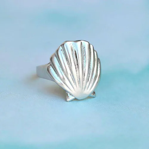 Vista 3 de Pura Vida Anillo apilable de concha plana chapado en plata, acabado semimate, base de latón, chapado en rodio, tamaño 5-9