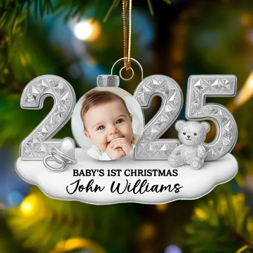 Vista 17 de Adorno de Primera Navidad Personalizado para Bebés 2025 Niña, Primeros Regalos para Bebé 02 B6