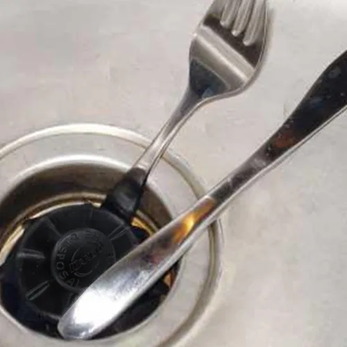 Vista 5 de Danco Disposal Genie Filtro de Eliminación de Basura Protector contra Salpicaduras de Drenaje de Fregadero de Cocina Raspador de Alimentos Negro1