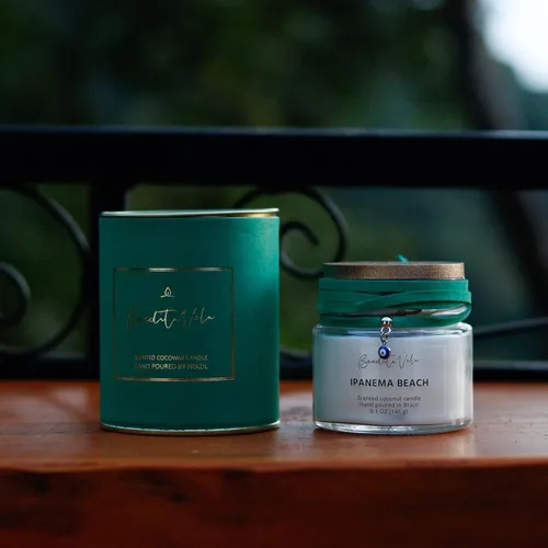 Vista 9 de Bendita Vela Bossa Nova perfumada Vela de cera de coco para una combustión limpia peso neto 5 onzas Vertido a mano en Brasil