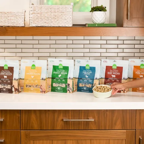 Vista 6 de Open Farm - Comida para perros cruda liofilizada, receta de carne criada humanamente con superalimentos sin OMG y sin sabores artificiales ni