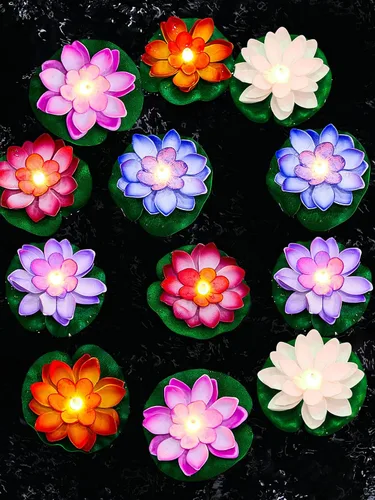 Vista 7 de Hortsun 9 luces flotantes de loto con pilas, almohadillas de lirio, flores de piscina, velas flotantes, decoración de plantas de estanque
