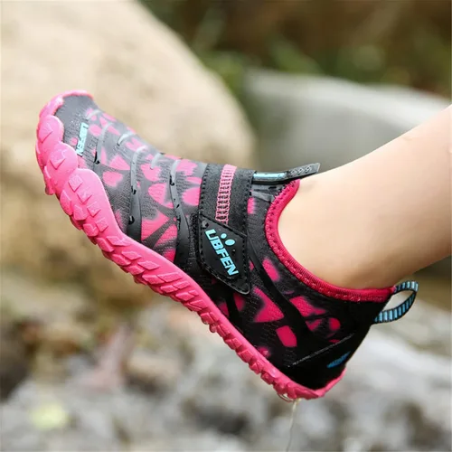 Vista 8 de UBFEN - Zapatos para el agua para niños y niñas, zapatos acuáticos y livianos de secado rápido para ir a la playa, practicar deportes, hacer