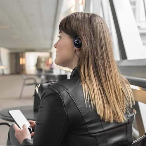 Vista 6 de Koss BT221i - Pinzas inalámbricas Bluetooth para los oídos, micrófono en línea, control de volumen y control remoto táctil, resistente al sudor