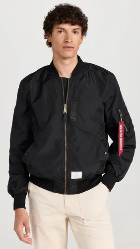 Vista 2 de Alpha Industries MA-1 Skymaster Chamarra de aviador impermeable para hombre.