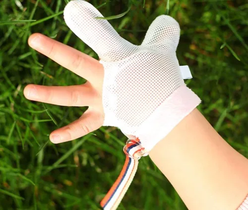 Vista 5 de Deja de chupar el pulgar para niños para chupar el pulgar para detener la succión del pulgar y guantes anti succión de dedos (L)