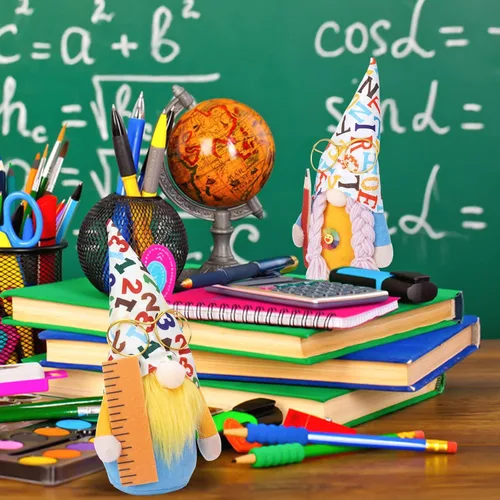 Vista 4 de WOKEISE Decoración de regreso a clases, gnomos de felpa, regalos de agradecimiento para profesores, regalo de graduación, gnomo sueco hecho a mano