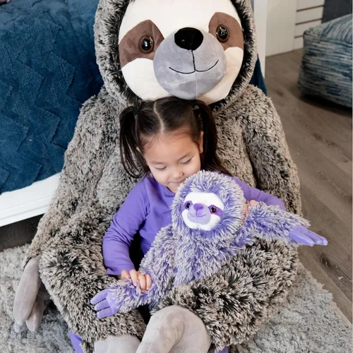 Vista 7 de The Petting Zoo Peluche de perezoso morado, regalos para niños, juguete de peluche de perezoso Pazzion morado, 20 pulgadas