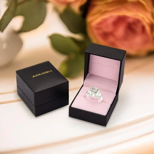 Vista 5 de AINUOSHI Anillo de corte esmeralda solitario baguette 3 piedras 9 quilates circonita cúbica CZ compromiso plata esterlina boda aniversario joyería