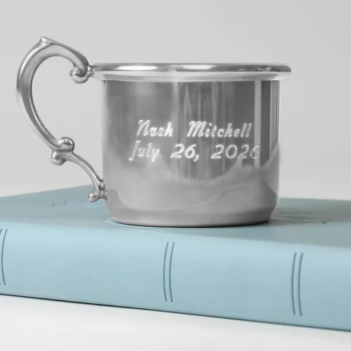 Vista 2 de Let's Make Memories Taza de Peltre Personalizada para Bebé como Recuerdo - Regalo para Recién Nacido - Reliquia Familiar - Nuevos Padres