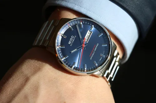 Vista 3 de MIDO Commander Chronometer - COSC Certified Swiss Automatic Watch for Men - 40mm Stainless Steel Case