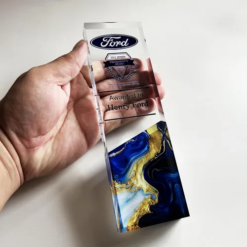 Vista 5 de Tina&Co Premio de trofeo acrílico personalizable para actividades, placa de trofeo personalizada con logotipo, ideal para regalos de agradecimiento