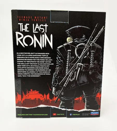 Vista 6 de PlayMates Teenage Mutant Ninja Turtles: The Last Ronin presenta una figura de acción exclusiva, multicolor