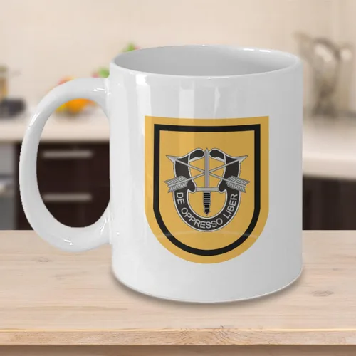 Vista 5 de Taza de café de fuerzas especiales – 1ER SFG, 11onza, Blanco