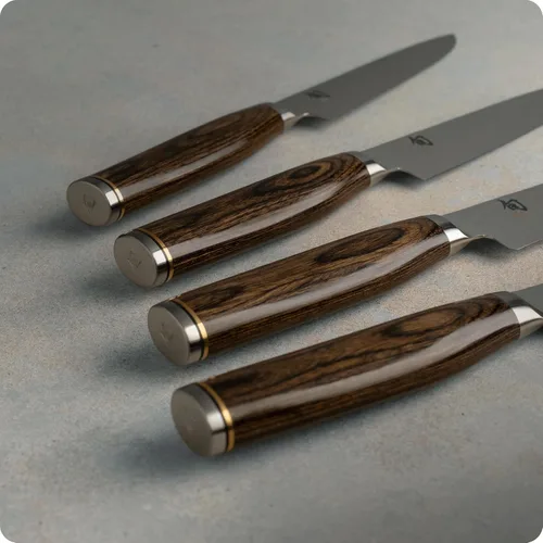 Vista 4 de Shun Premier - Juego de cuchillos para carne, 4 piezas, cuchillos de 5 pulgadas, juego de cuchillos japoneses hechos a mano, núcleo VG-MAX