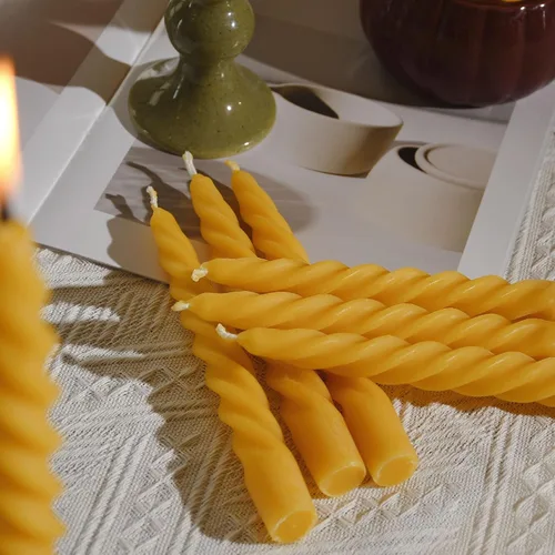 Vista 7 de DEYBBY Juego de 4 velas espirales de cera de abeja de 7 pulgadas, sin goteo y sin humo, velas de cera de abejas puras trenzadas para decoración