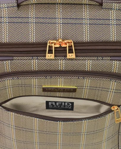 Vista 9 de LONDON FOG Brentwood II - Juego de 4 piezas con bolsa de asiento capuchino Capuccino London Fog Brentwood II - Juego de 4 piezas con bolsa debajo